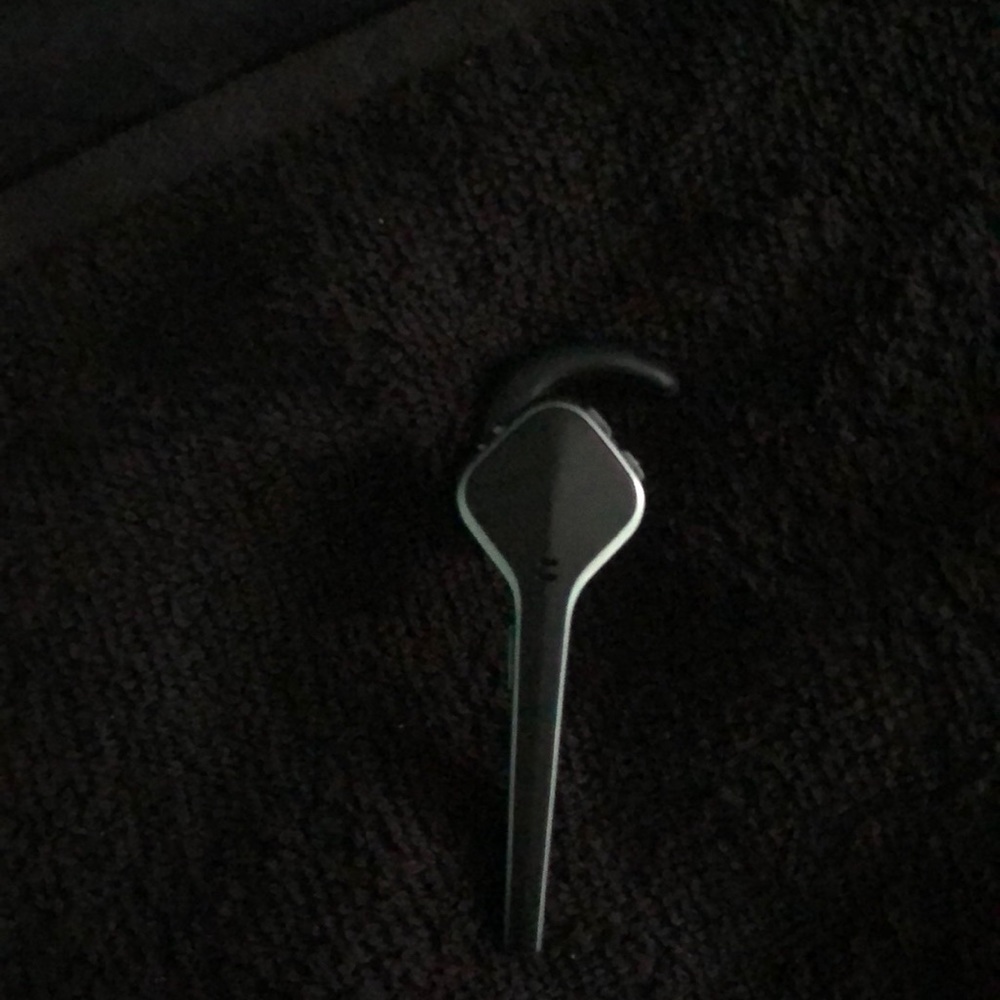 Plantronics Voyager Edge